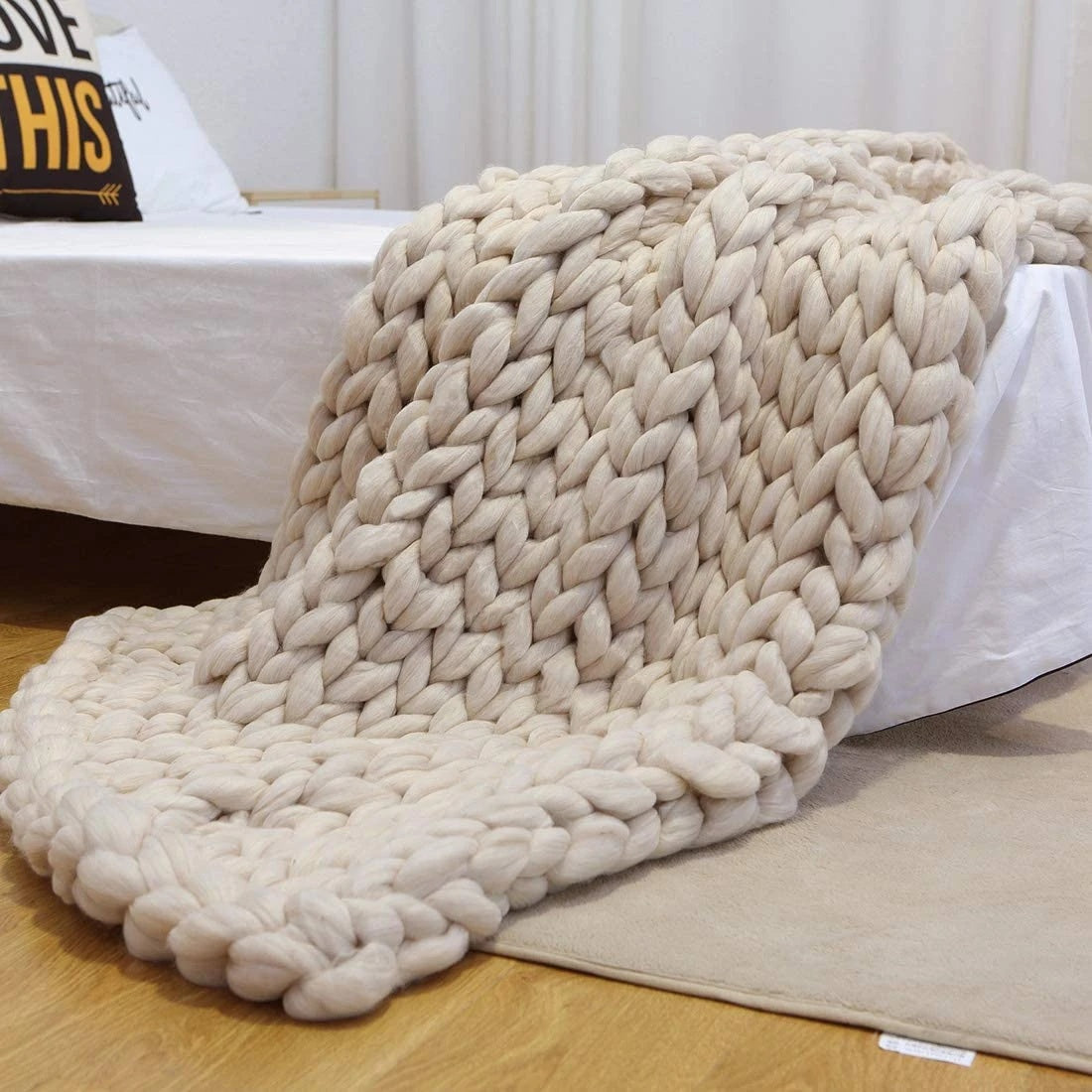 Hand woven woolen blanket Soft Chenille Blanket