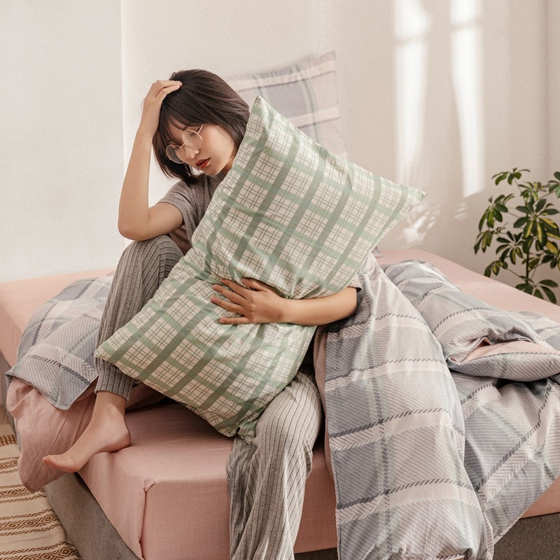Cotton Four Piece Simple Quilt Cover Men Plaid Dormitory Ssingle Quilt Cover Three 4-Piece Bed Sheet Jane