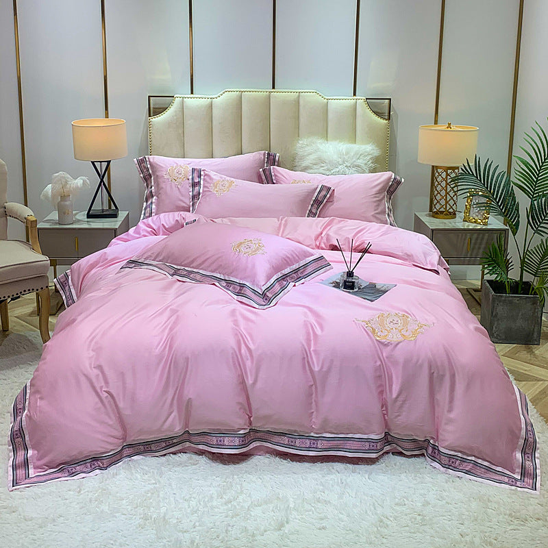 Conjunto de bordado de algodón de cuatro piezas con estampado digital y bordes anchos