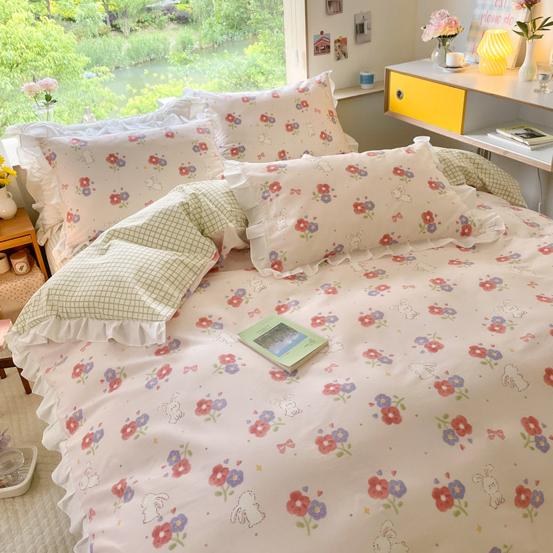 Cama pequeña de algodón floral de cuatro piezas estilo princesa