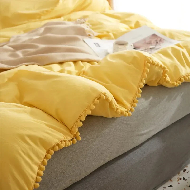 Solid Color Soft Washed Duvet Cover 3 Pieces Set Pillowcase Bedding Set for Twin Full Queen King Size Cute Pom-pom Decoration