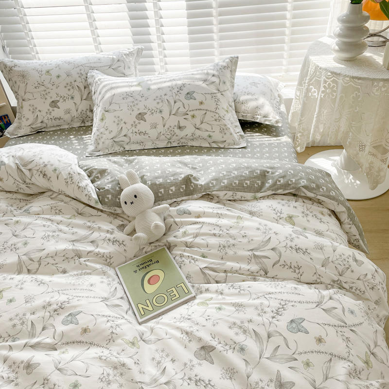Conjunto retro floral pequeño de cuatro piezas