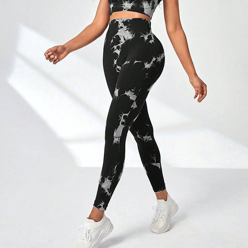 Traje de yoga teñido anudado para mujer, sujetador deportivo de entrenamiento de caña alta, pantalones de yoga fitness con elevación de cadera en color melocotón