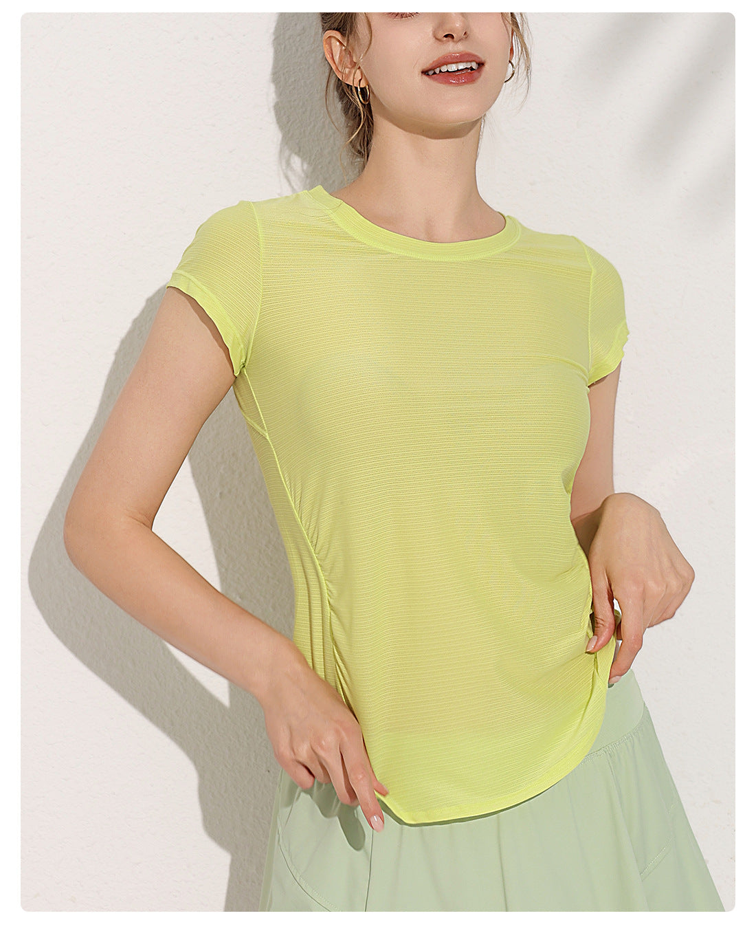 Camiseta deportiva de secado rápido con protección solar para mujer, ropa de entrenamiento, traje de yoga de manga corta, camiseta para correr, sensación fresca para correr por la mañana.