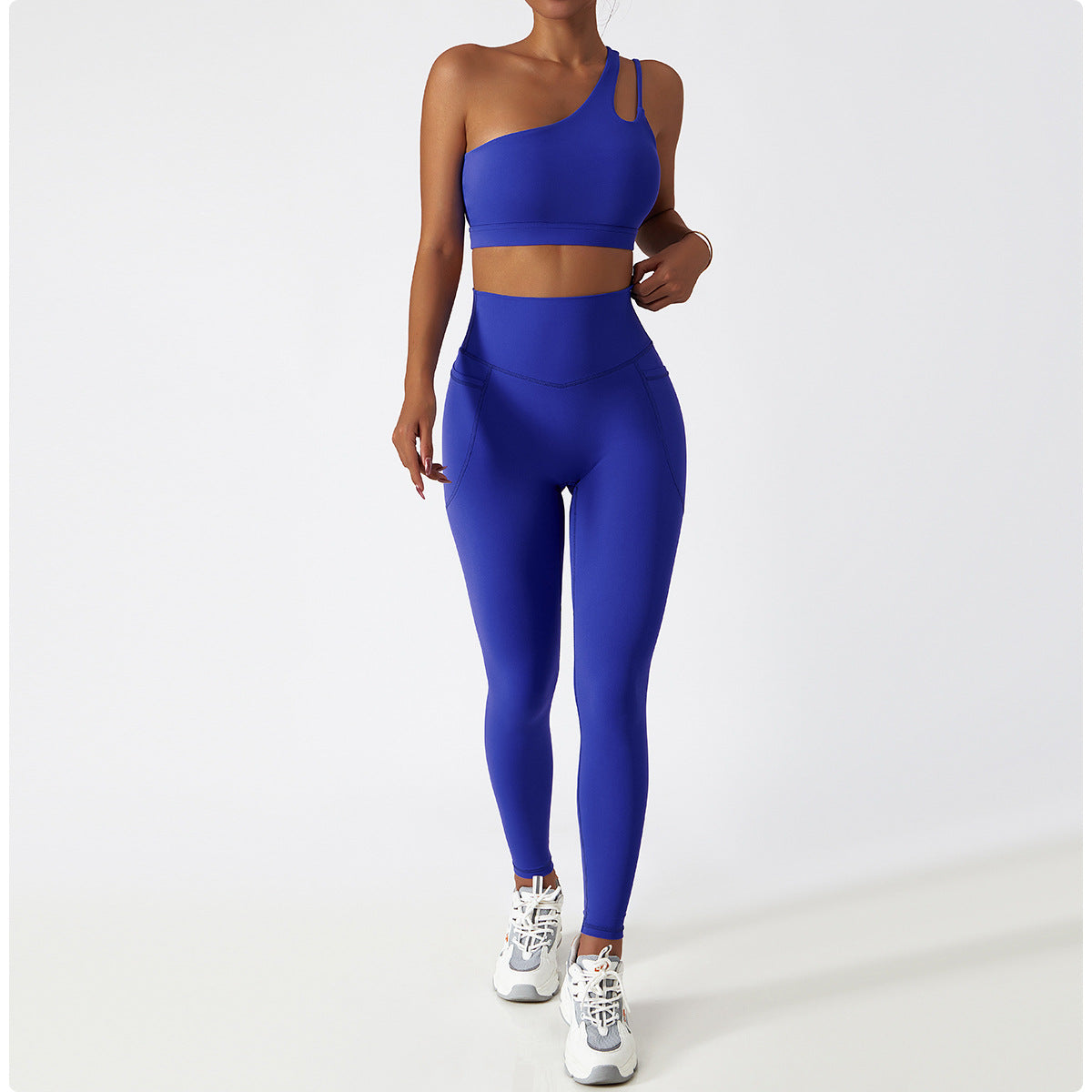Sujetador de yoga oblicuo de un solo hombro a prueba de golpes Cloud Sense Beauty Back, ropa interior para ejercicios, tirantes asimétricos irregulares para correr