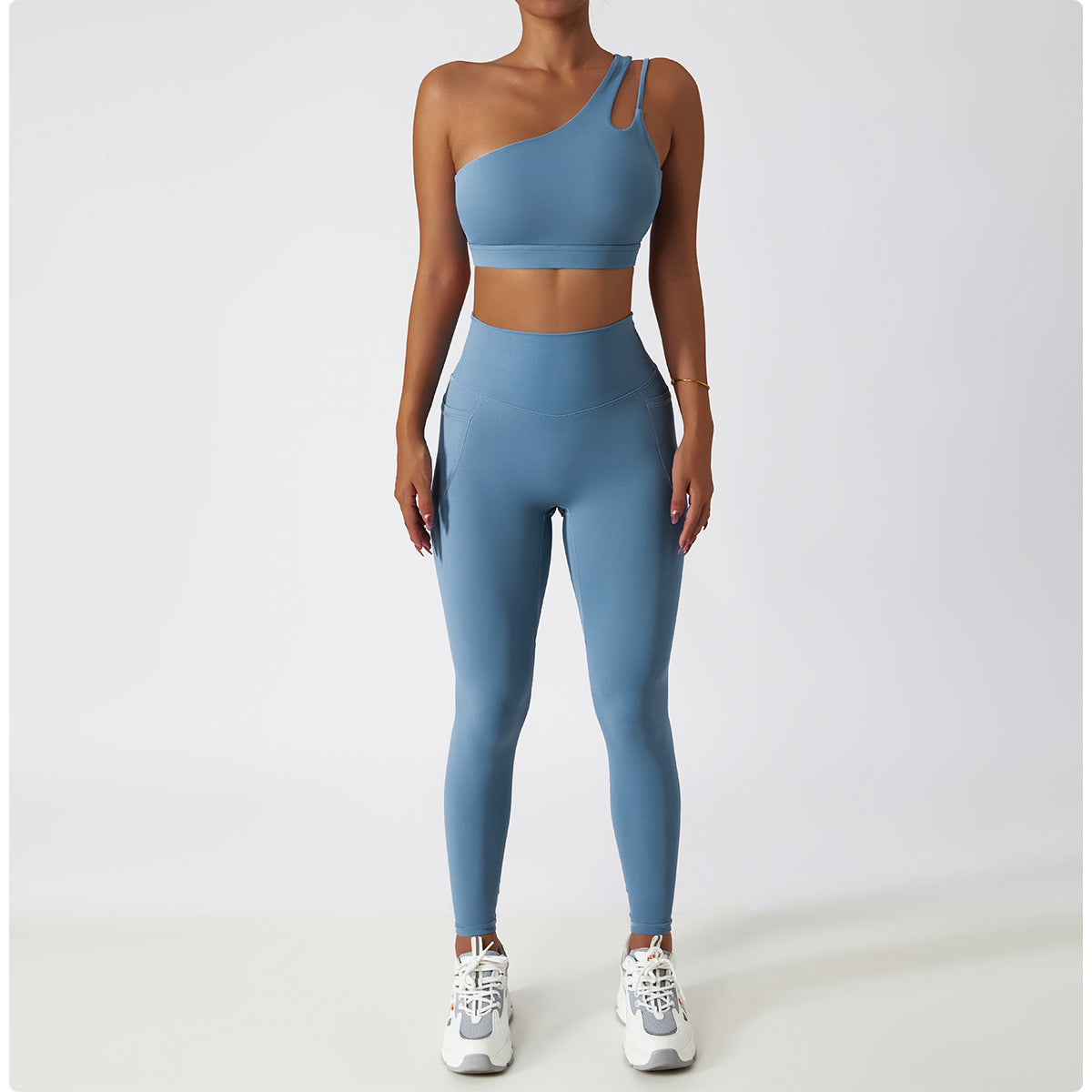 Sujetador de yoga oblicuo de un solo hombro a prueba de golpes Cloud Sense Beauty Back, ropa interior para ejercicios, tirantes asimétricos irregulares para correr