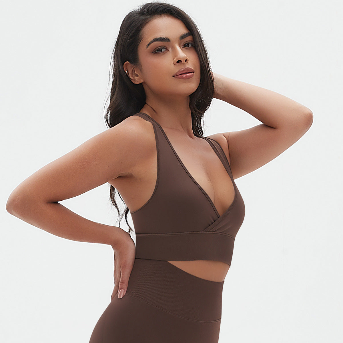 Sujetador cruzado de punto sin costuras de color sólido, top ajustado, ropa de yoga para ejercicio físico, ropa moldeadora con absorción de humedad para entrenamiento