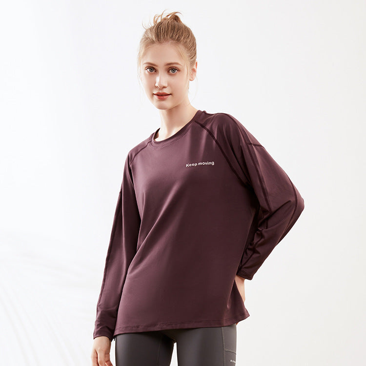 Camiseta holgada de manga larga con estampado de letras para mujer, ropa de yoga holgada, deportiva, con abertura en el dobladillo, informal, larga, para entrenamiento