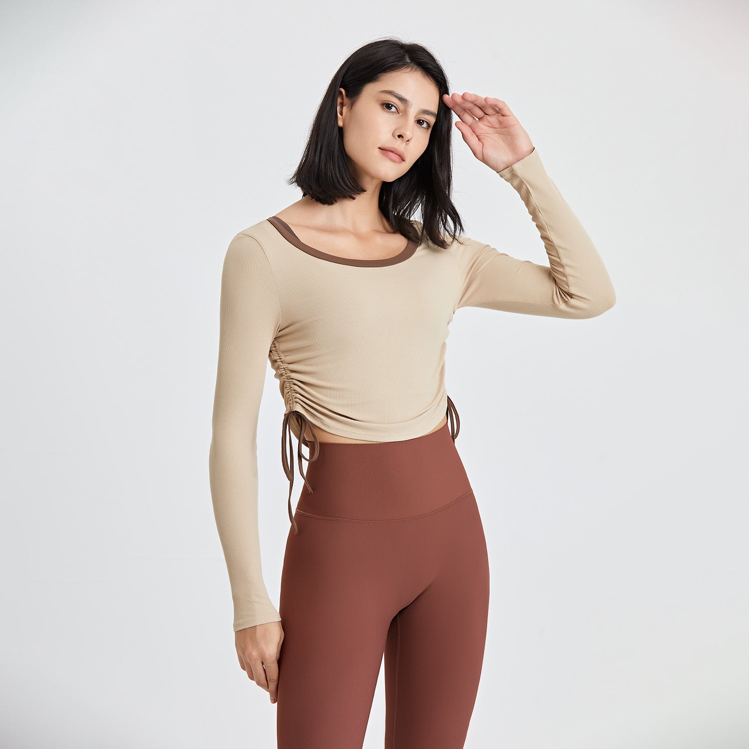 Ropa de yoga con cordón lateral para otoño e invierno, camiseta de manga larga para mujer, top para correr a juego de colores, ropa de fitness fina y ajustada.